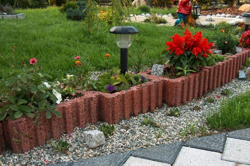 Piękno i funkcjonalność donic z gazobetonu i betonu w ogrodzie