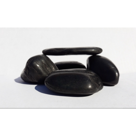 czarne-kamienie-polerowane-wloskie