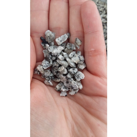 Grys Granitowy Szary 2-8mm kamień do ogrodu kruszywa gawlik