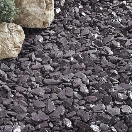 purpurowe-kamienie-ogrodowe-ozdobne